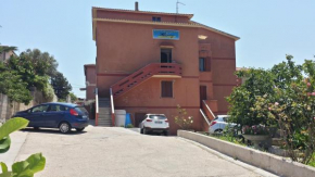 Guest House Tra Rocce E Mare